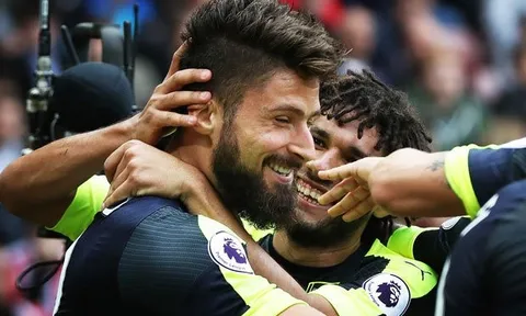 Giroud khiêm tốn sau màn trình diễn chói sáng trước Sunderland