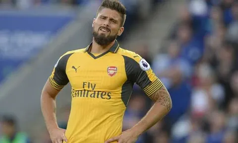 Giroud thách thức so tài cùng nhà vô địch UFC