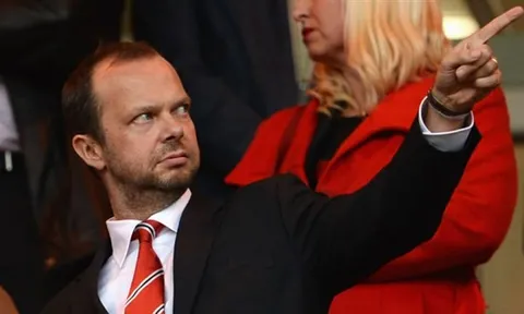 Góc Man Utd: Khó vì cái danh
