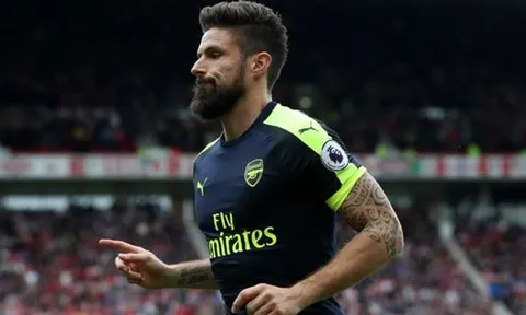 Góc Man Utd: Ước gì Ibrahimovic được 'chân gỗ' như Giroud