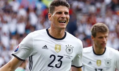 Barcelona đại chiến Borussia Dortmund vì Mario Gomez
