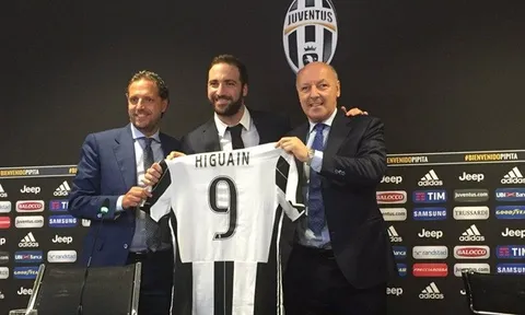 Higuain tố cáo: Chính chủ tịch Napoli khiến tôi phải ra đi