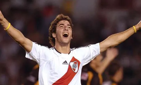 Gonzalo Higuain - ngày sinh ra, anh đã rất đặc biệt