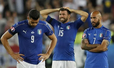 Gục ngã trước người Đức, Italia lập kỉ lục đáng quên