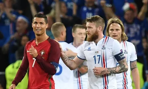 Gunnarsson lên tiếng bảo vệ Ronaldo vụ đổi áo