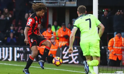 'Hàng thủ Liverpool không hề yếu chút nào'