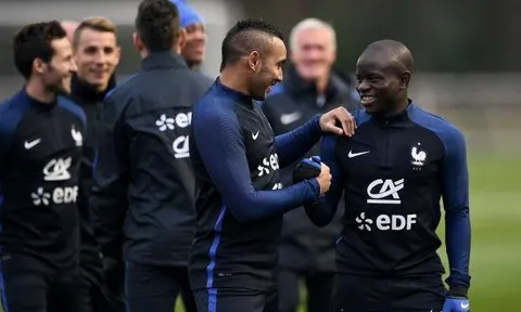 Cựu sao Liverpool khuyên M.U bỏ Pogba, chọn Kante và Payet