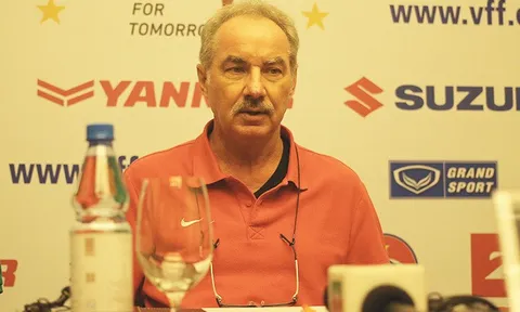 HLV Riedl chúc ĐTVN tái hiện kỳ tích AFF Cup 2008