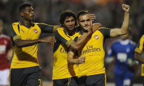 HLV Wenger chỉ ra điều Lucas Perez cần cải thiện