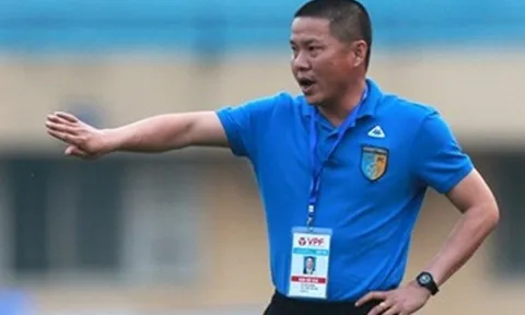 HLV Chu Đình Nghiêm: Trọng tài ngoại chuyên môn không hơn trọng tài nội
