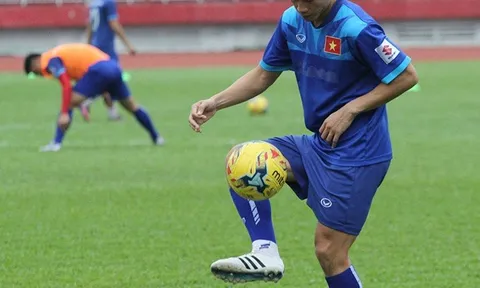 HLV Hữu Thắng nhận tin vui trước trận giao hữu FC Seoul