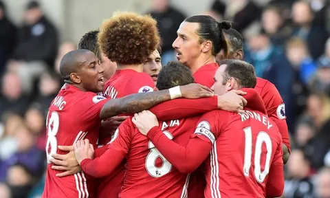 Ibra - Pogba khai hoả, bầy Quỷ 'làm thịt' Thiên nga trắng