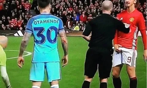 Ibrahimovic bị FA 'sờ gáy' vì hành vi tục tĩu