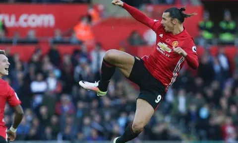 Sau Chúa trời, Ibrahimovic ví mình với... Napoleon