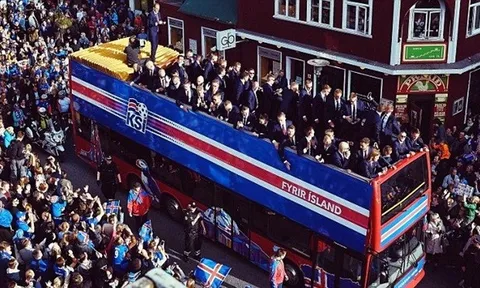 Tuyển Iceland được chào đón như nhà vô địch ở quê nhà