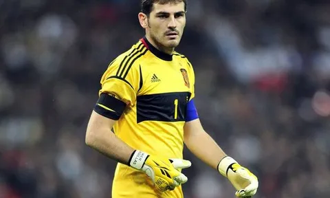 Iker Casillas - 10 năm cùng tuyển Tây Ban Nha