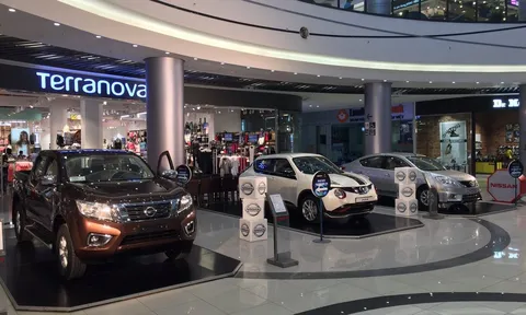 Nissan thổi bùng lửa bóng đá tại Royal City