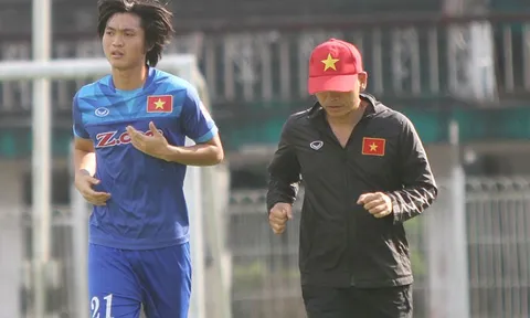 Trưởng đoàn ĐT Việt Nam xác nhận Tuấn Anh sẽ sang Yokohama chữa trị chấn thương