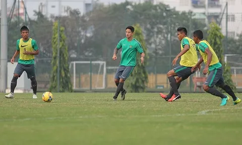 Cận cảnh buổi tập của “Messi, Beckham Indonesia” tại Hà Nội