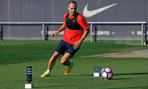Iniesta trở lại giờ có còn ý nghĩa với Barca?