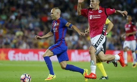 Iniesta chỉ ra sai lầm khiến Barca thua sốc Alaves