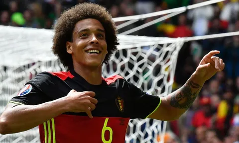 Inter, Napoli sốt sắng với Witsel