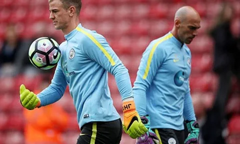 Tiếp tục dự bị, tương lai Joe Hart đã chấm hết tại Man City