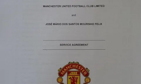 Mourinho công khai bản hợp đồng với Man Utd