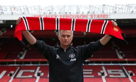 10 điều rút ra sau buổi họp báo đầu tiên của Jose Mourinho ở Man United