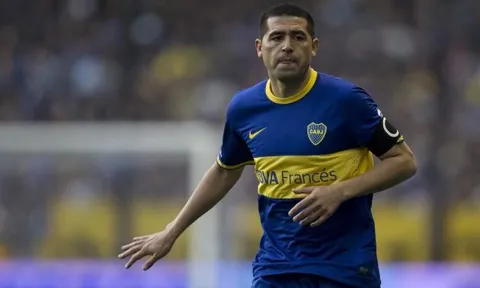 Juan Riquelme - Số 10 cổ điển cuối cùng của bóng đá thế giới