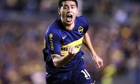 Juan Román Riquelme, một trong những số 10 hay nhất lịch sử thế giới