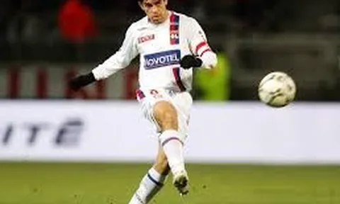 Juninho, ông vua của những quá sút phạt