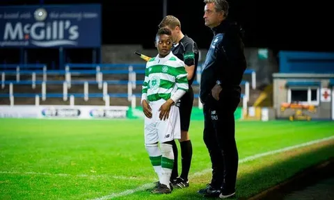 Karamoko Dembele: 13 tuổi và được mệnh danh là 'Messi mới'