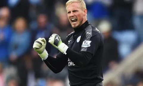10 thủ môn xuất sắc nhất mùa (Phần 1): Niềm tự hào Leicester City