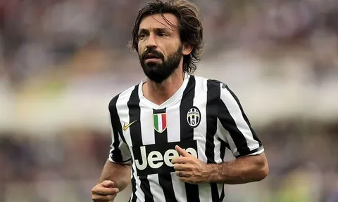 Khả năng chuyền bóng đỉnh cao của Andrea Pirlo