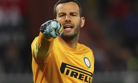 Khả năng phản xạ tuyệt vời của Samir Handanovic