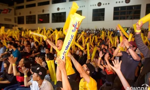Sinh viên ĐH Tôn Đức Thắng chia nửa buồn vui sau chung kết EURO 2016