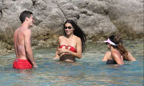 Kherdira hẹn hò thiên thần Adriana Lima của Victoria Secret?