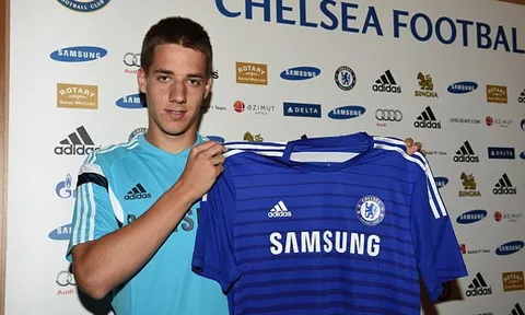 Không được thi đấu, Chelsea yêu cầu Milan trả lại sao trẻ