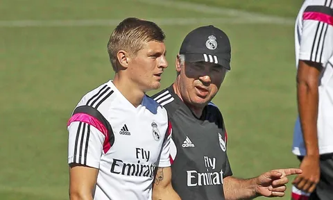 Kroos khóa chặt cửa với Bundesliga