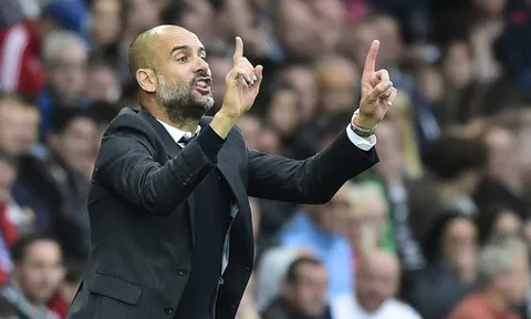 Lại thắng, Pep Guardiola đuổi kịp Ancelotti