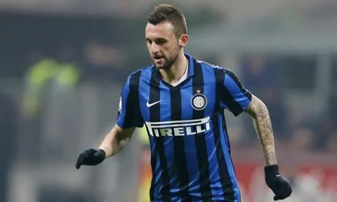 Lí do Chelsea, Arsenal tranh nhau Brozovic