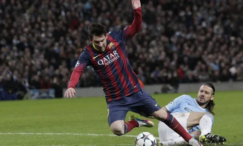 Lionel Messi - Chuyên gia bị 'chặt chém'