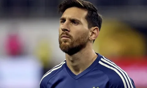 Hàng nghìn người chung tay giữ Messi ở lại đội tuyển