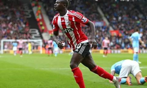 Liverpool chi tiền tấn rút ruột Southampton