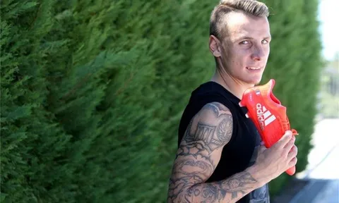 Lucas Digne 'tôn thờ' Barca