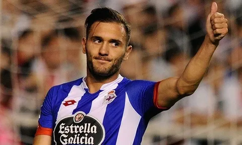 Lucas Perez - Mục tiêu mới nhất của Arsenal