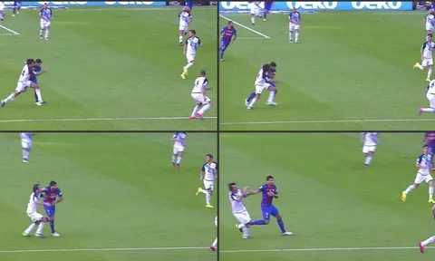 Luis Suarez đấm thẳng mặt cầu thủ Deportivo
