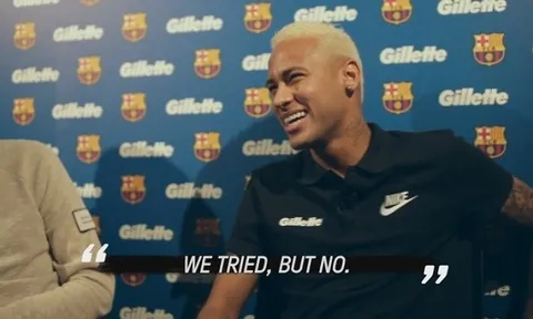 Luis Suarez nhất quyết từ chối nhuộm tóc giống Messi và Neymar
