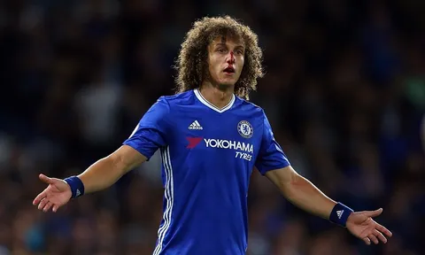 Luiz đổ máu trên sân, Chelsea thua bạc nhược trước Liverpool